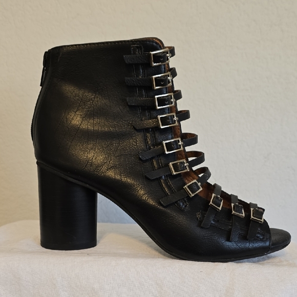 Jeffrey Campbell "Houdini-2" Black Buckle Mid Ankle Sandal. Size 7.5M - Picture 12 of 16